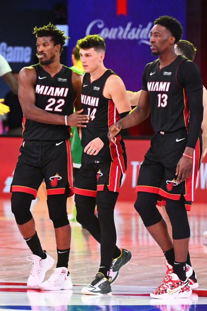 体上发布了 体上发布了