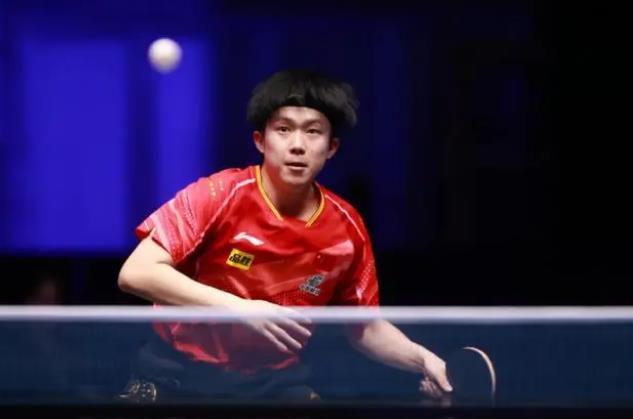 球迷们期待 球迷们期待