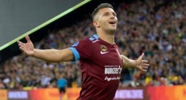 杰拉德在蘇 杰拉德在蘇