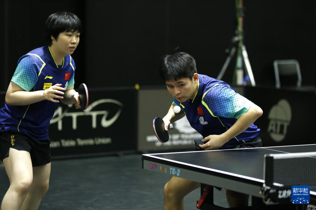 球员洛卡特 球员洛卡特