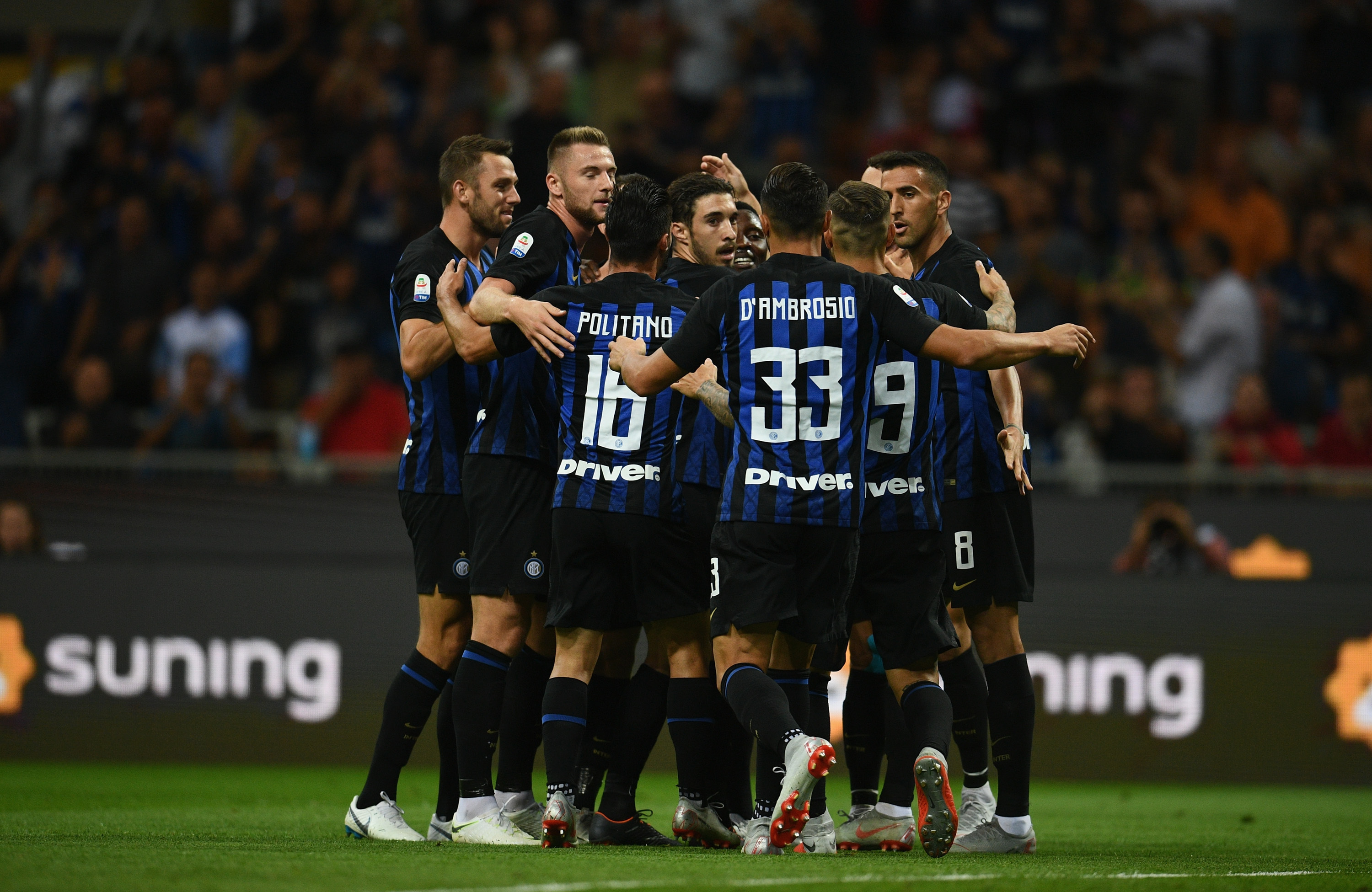 禁区出现短 禁区出现短