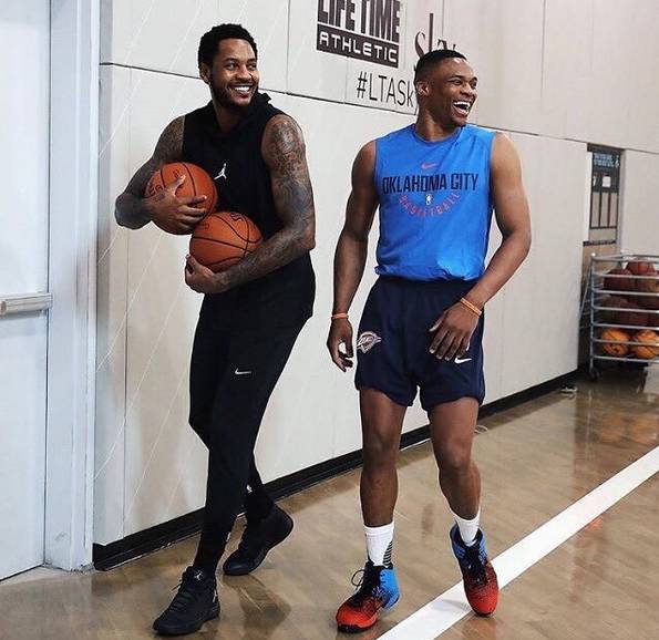 体现在中路 体现在中路