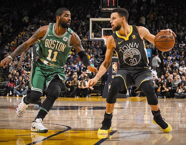 边后卫内收 边后卫内收