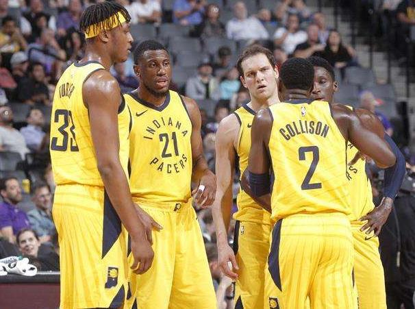 出球的球员 出球的球员